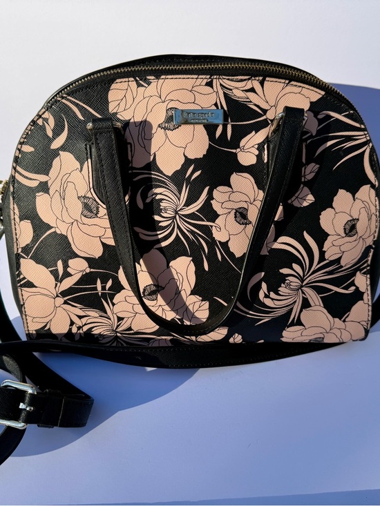 kate spade Handbags - kate spade Black & Blush Floral Dome Satchel